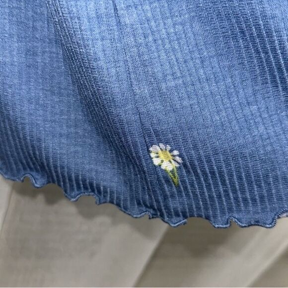 LuLaRoe XL Kelly Blue White Yellow Daisy Print Ribbed Short Sleeve Crewneck Top - Picture 10 of 14